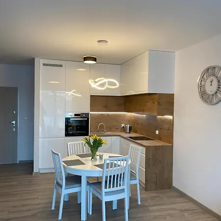 Apt32 Garnizon Lesmiana 11 * Gdansk